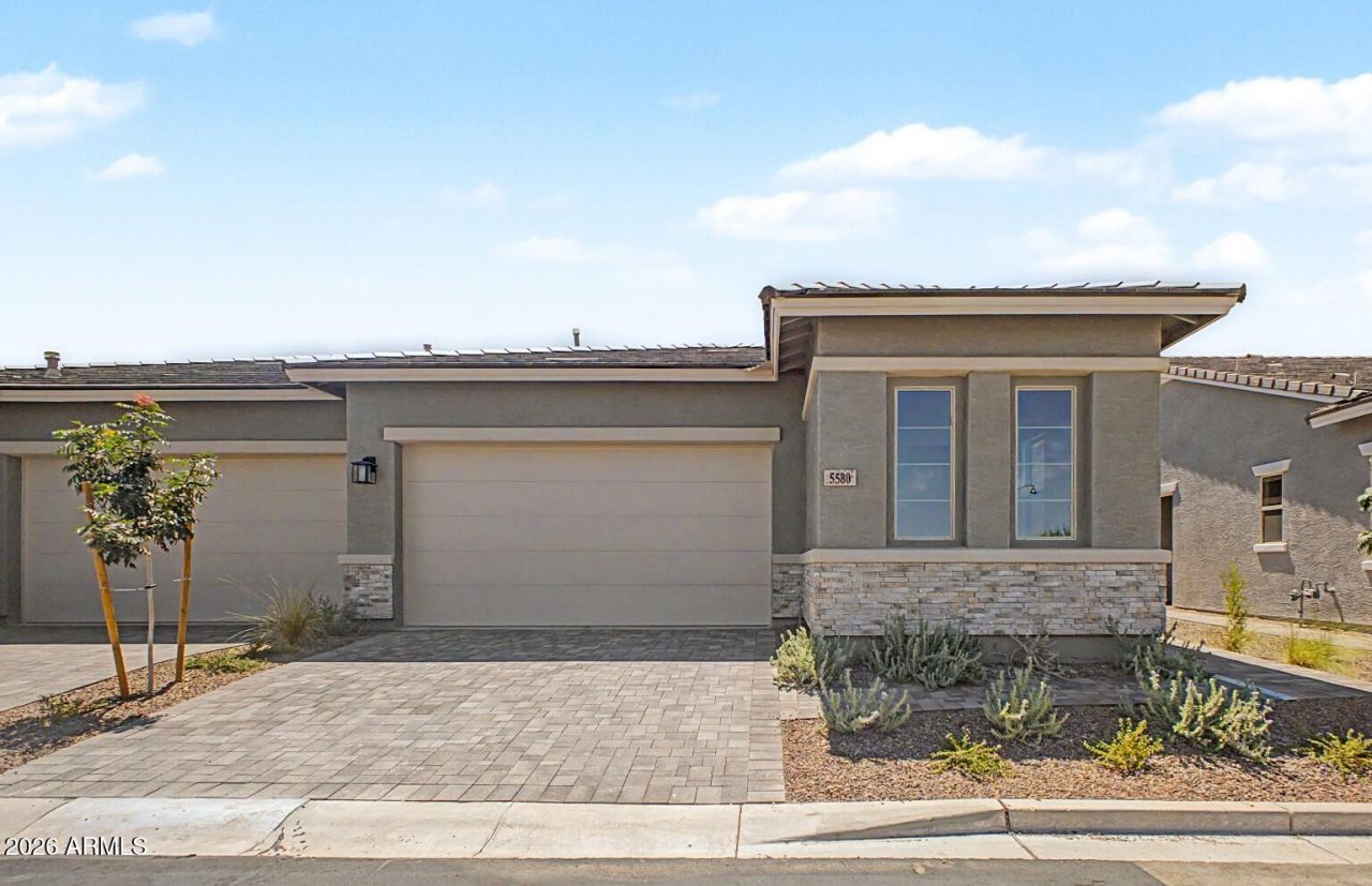 5580 N 205th Drive, Buckeye, AZ 85396 Main Photo