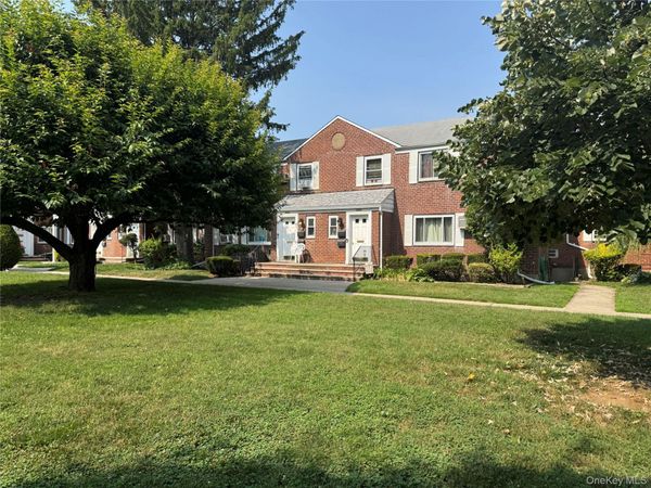 260-38 73 Avenue , Unit B1, Glen Oaks, NY 11004