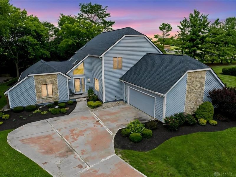 7229 W Hartford Court, West Chester, OH 45069 Photo 2