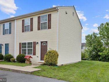 227 KADIES LANE, EDINBURG, VA 22824