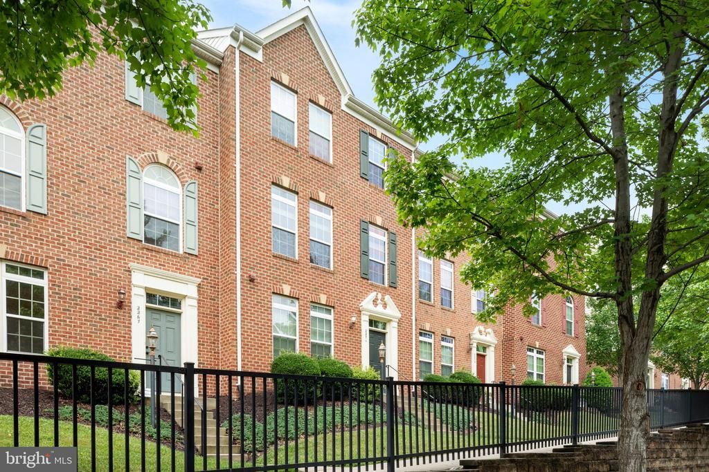 2271 Merseyside Drive, Woodbridge, VA 22191 Main Photo