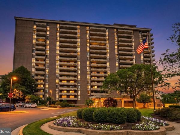 1800 OLD MEADOW ROAD , Unit 1014, MCLEAN, VA 22102