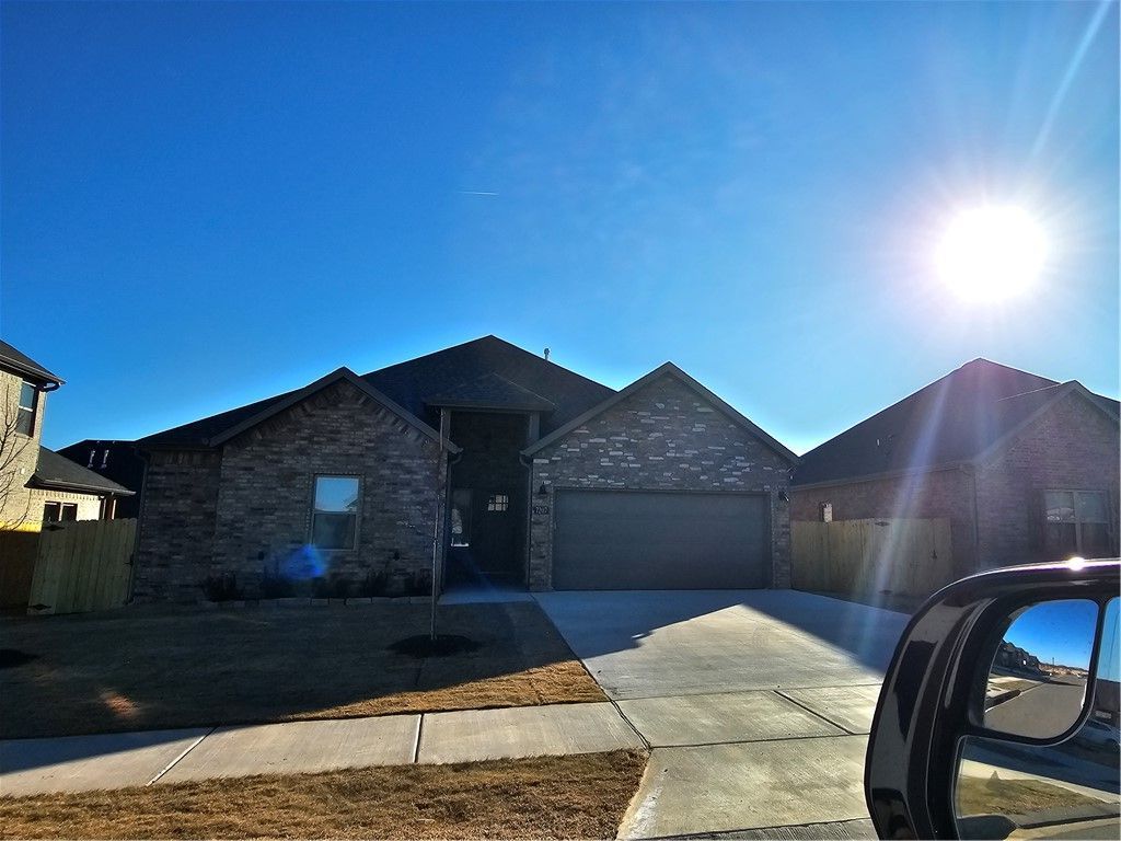 7207 SW Walnut Grove Avenue, Bentonville, AR 72713 Main Photo