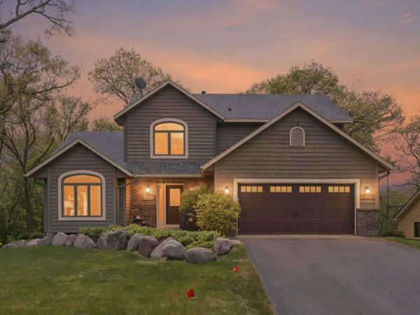 12054 Gantry Lane, Apple Valley, MN 55124