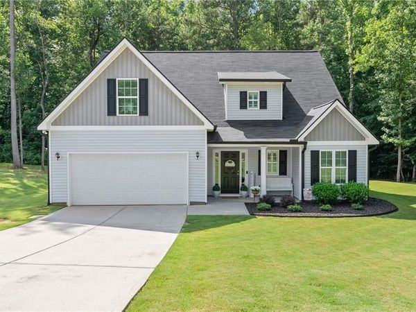 121 Mountain Creek Drive , Maysville, GA 30558