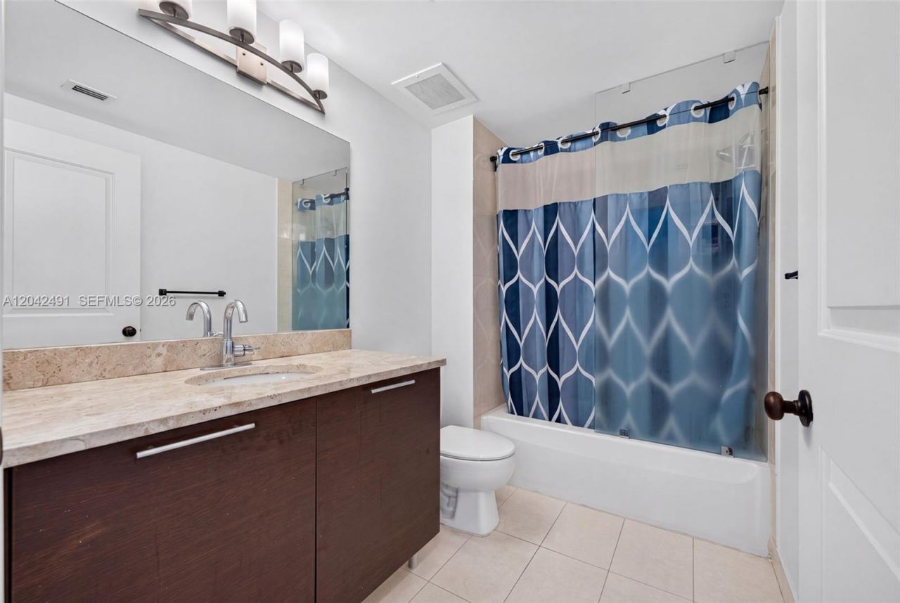 480 NE 30th St , Unit 1807, Miami, FL 33137 Photo