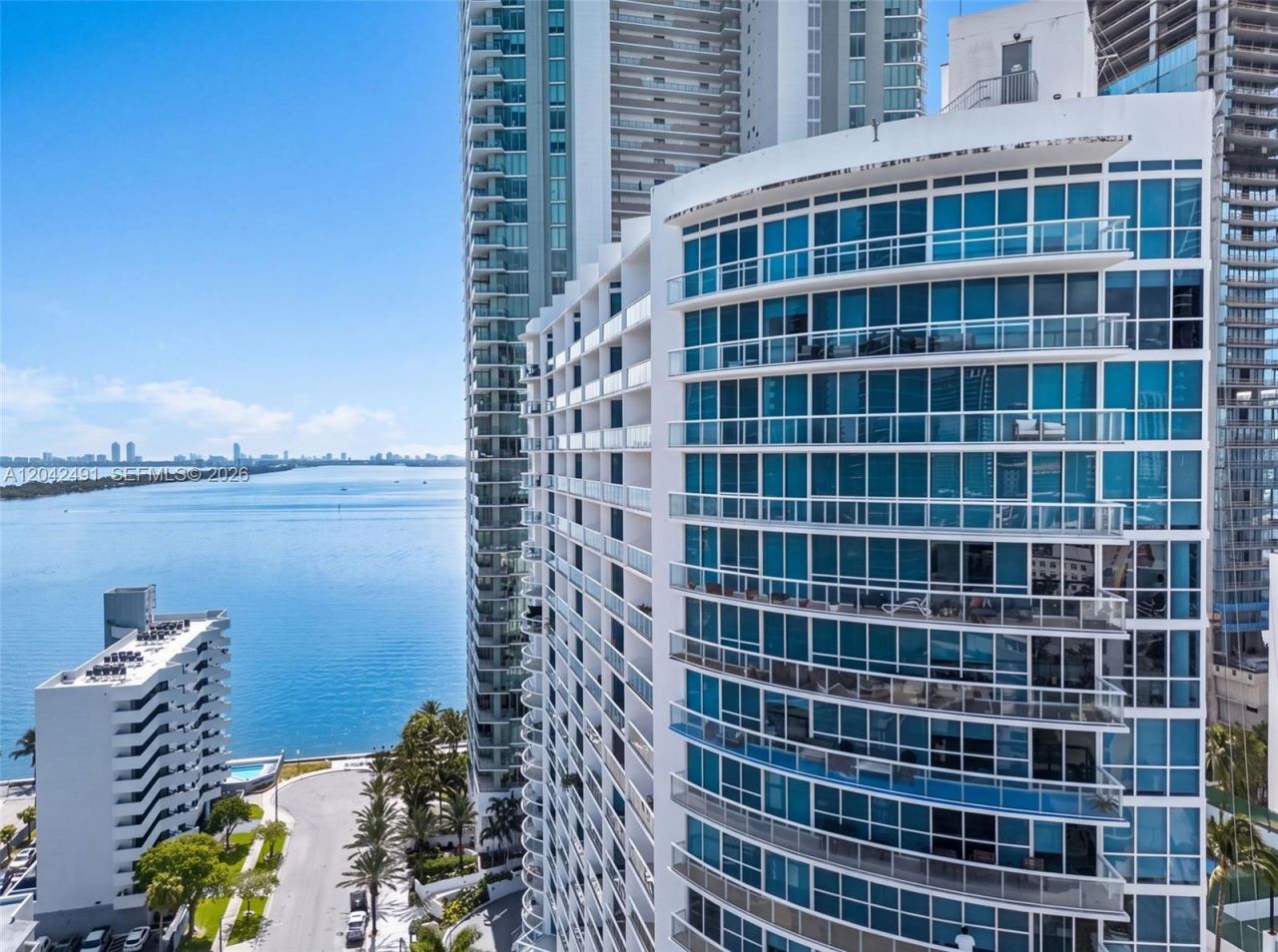 480 NE 30th St , Unit 1807, Miami, FL 33137 Photo