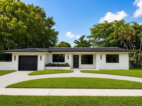 2 NE 91st St , Miami Shores, FL 33138
