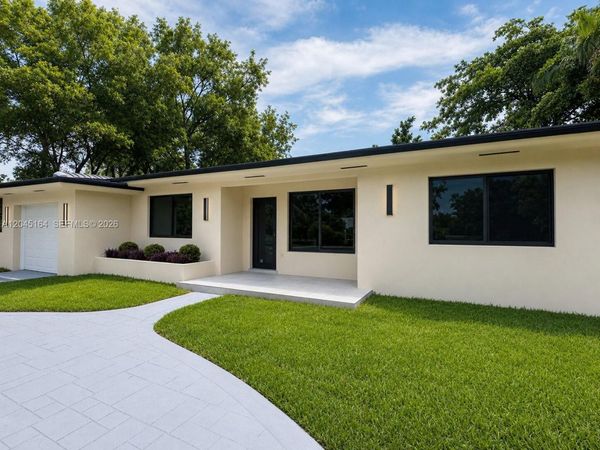 2 NE 91st St , Miami Shores, FL 33138