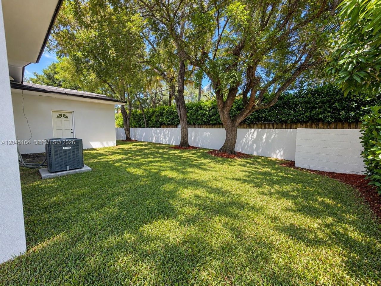 2 NE 91st St, Miami Shores, FL 33138 Photo