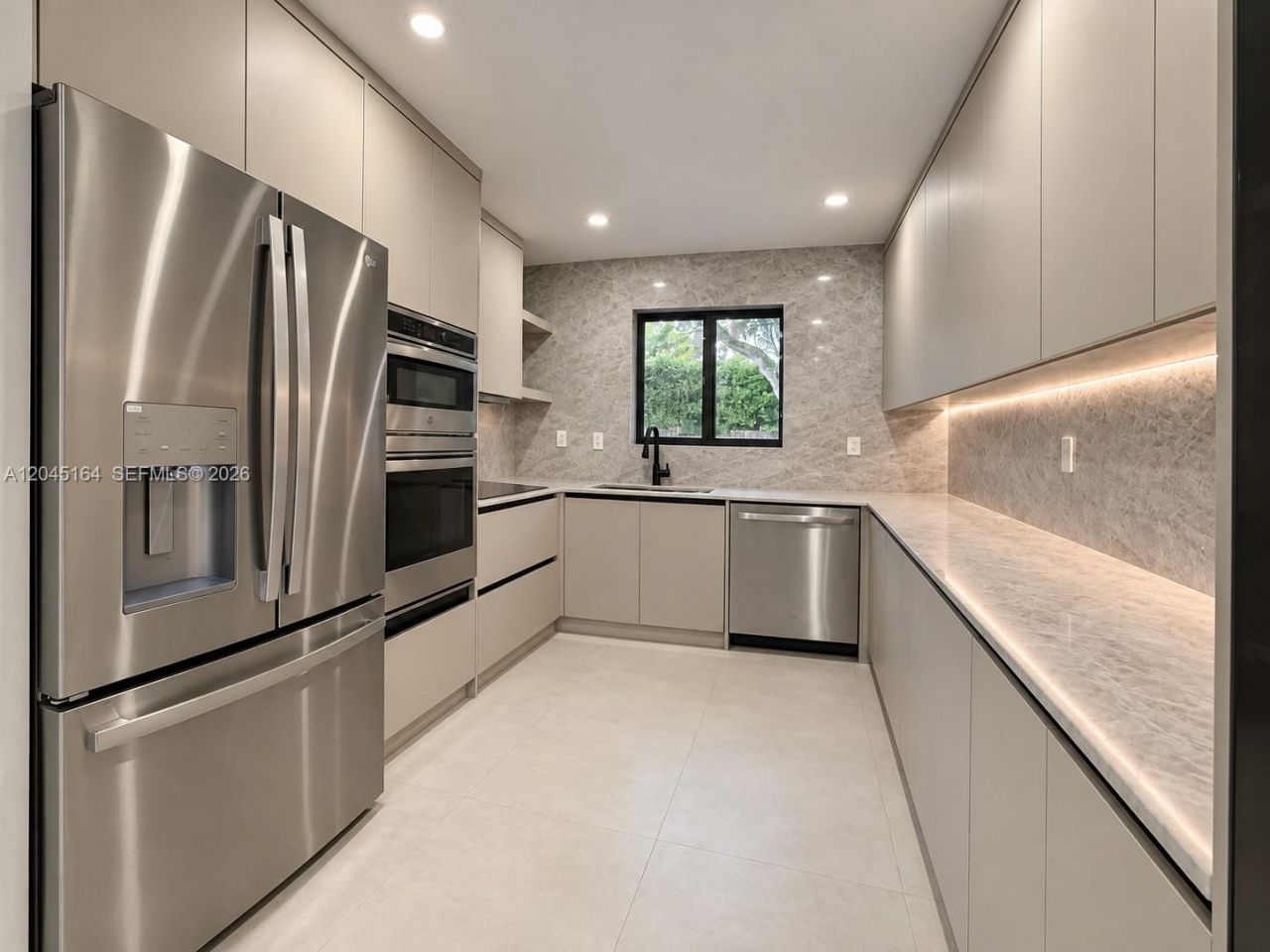 2 NE 91st St, Miami Shores, FL 33138 Photo