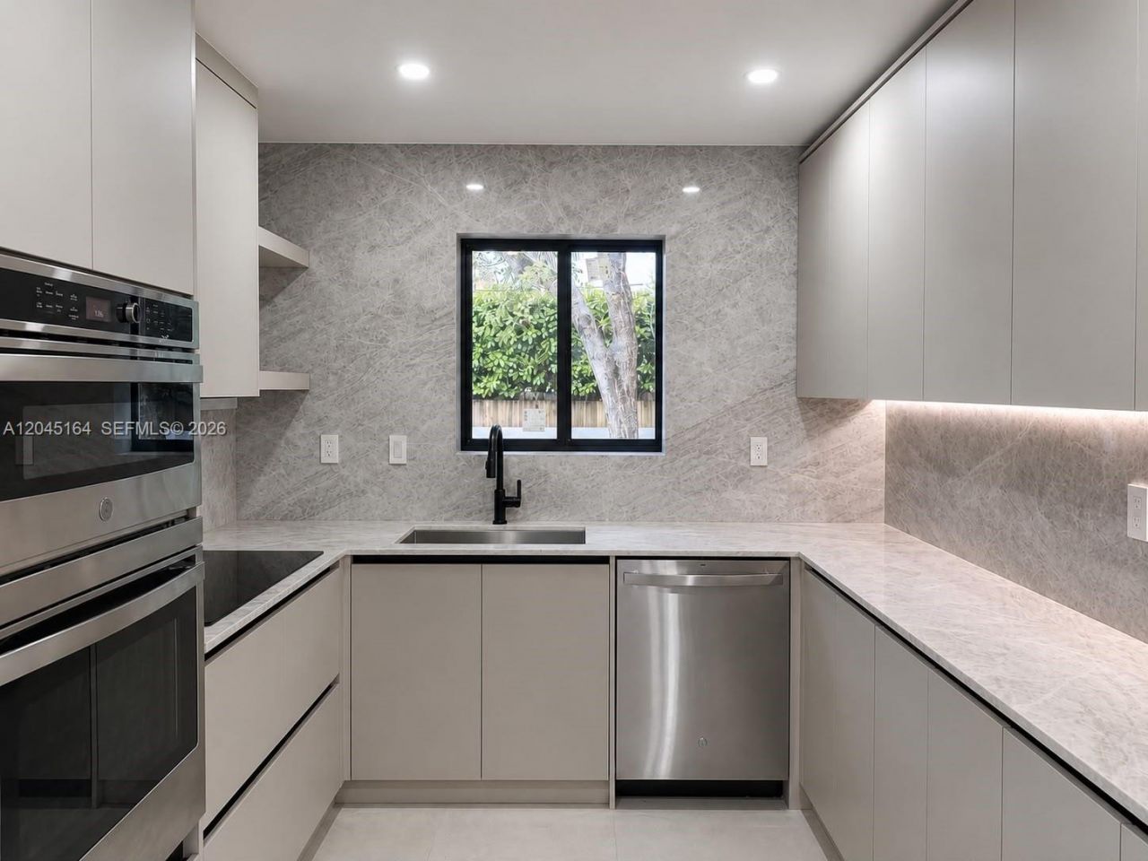 2 NE 91st St , Miami Shores, FL 33138 Photo