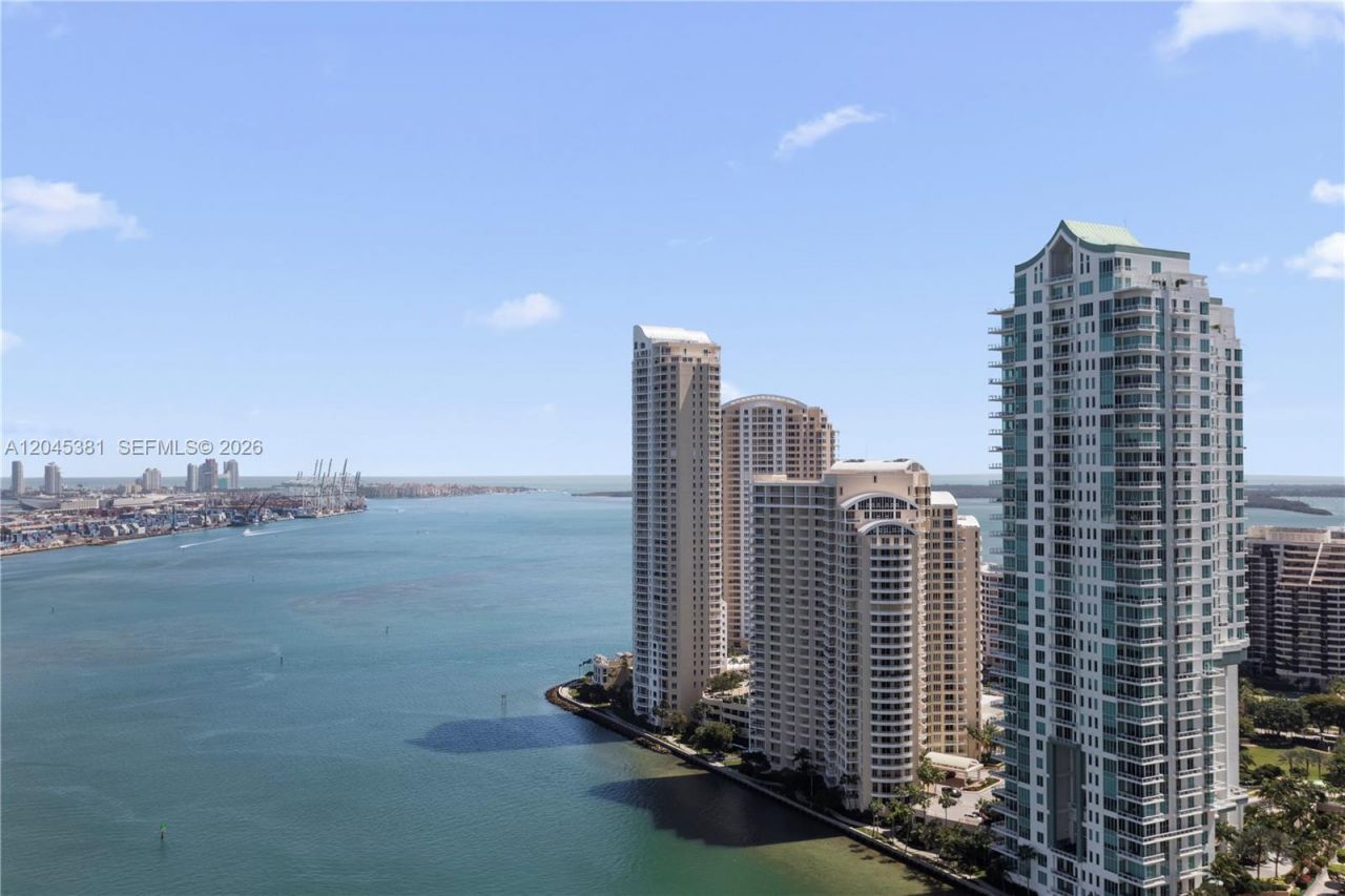 300 S Biscayne Blvd , Unit T-2806, Miami, FL 33131 Photo