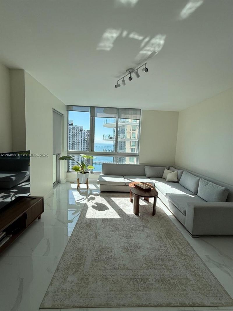 300 S Biscayne Blvd , Unit T-2806, Miami, FL 33131 Photo