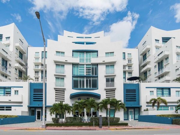 7600 Collins Ave , Unit 712, Miami Beach, FL 33141
