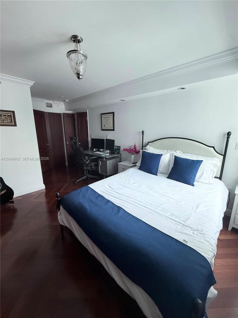 7600 Collins Ave , Unit 712, Miami Beach, FL 33141 Photo