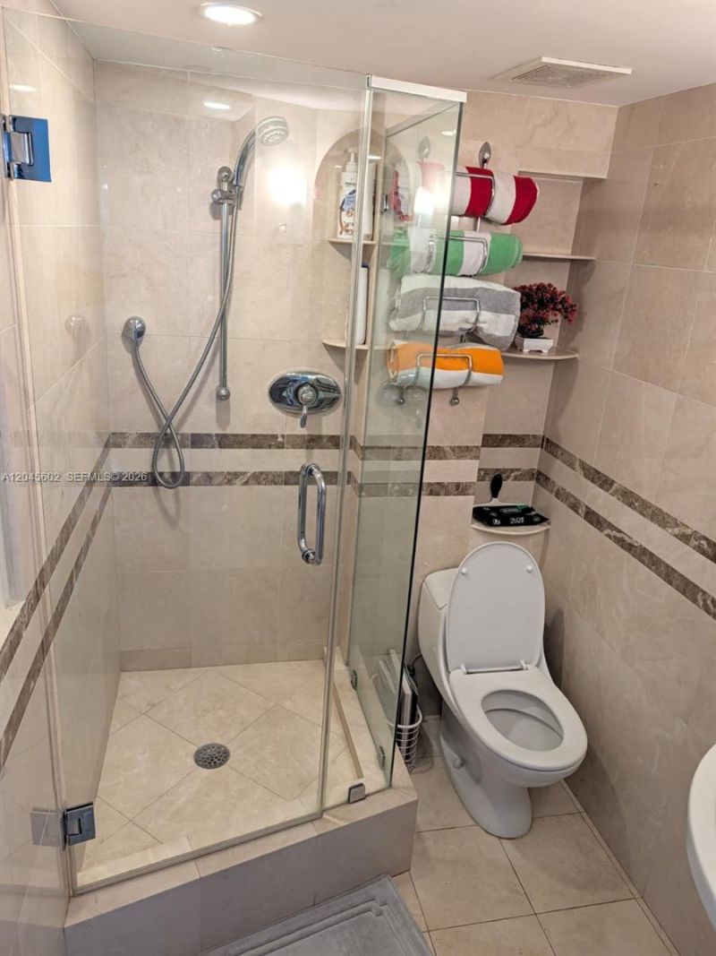 7600 Collins Ave , Unit 712, Miami Beach, FL 33141 Photo