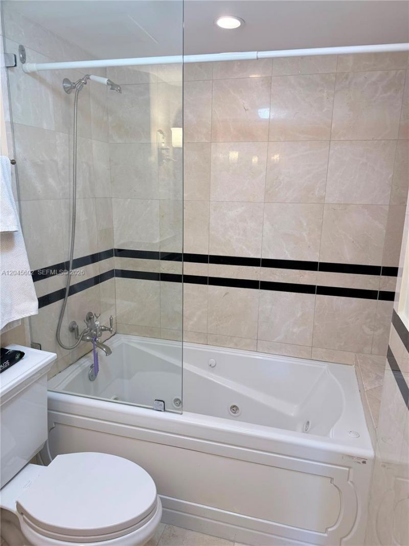 7600 Collins Ave , Unit 712, Miami Beach, FL 33141 Photo