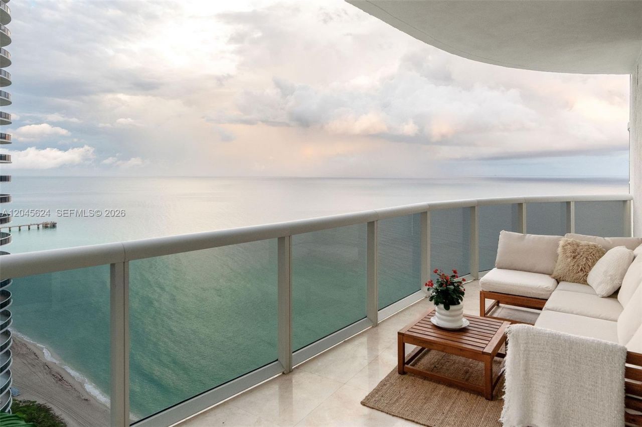 15901 Collins Ave, Unit 2502, Sunny Isles Beach, FL 33160 Photo