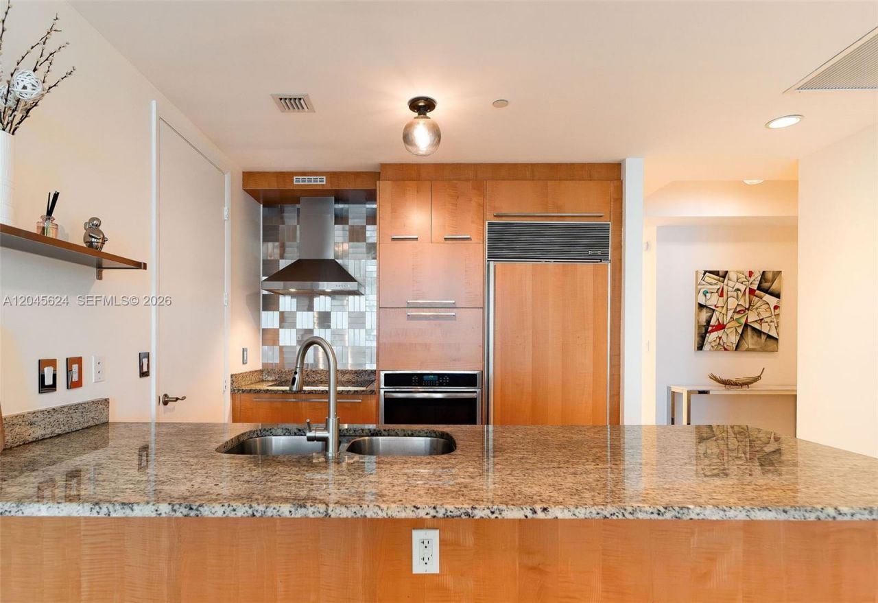 15901 Collins Ave, Unit 2502, Sunny Isles Beach, FL 33160 Photo