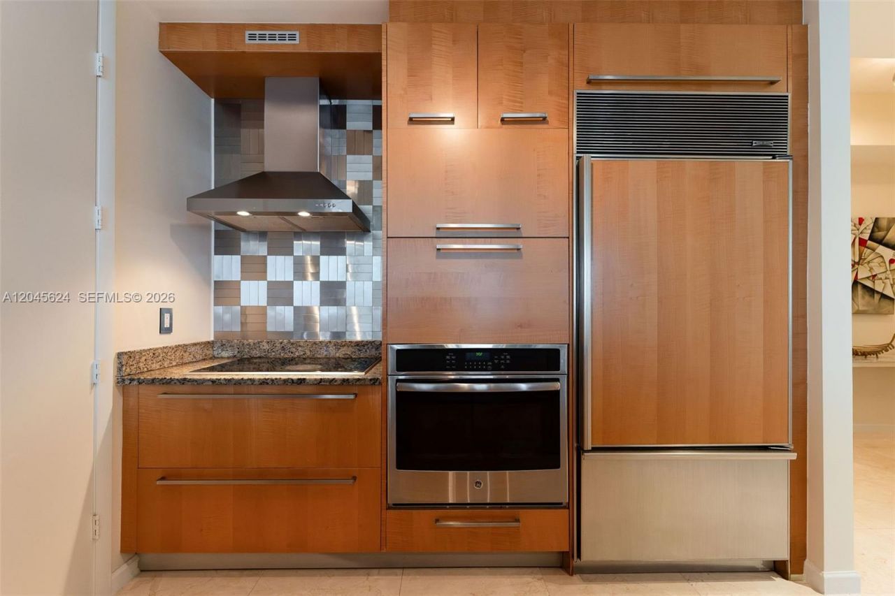 15901 Collins Ave, Unit 2502, Sunny Isles Beach, FL 33160 Photo