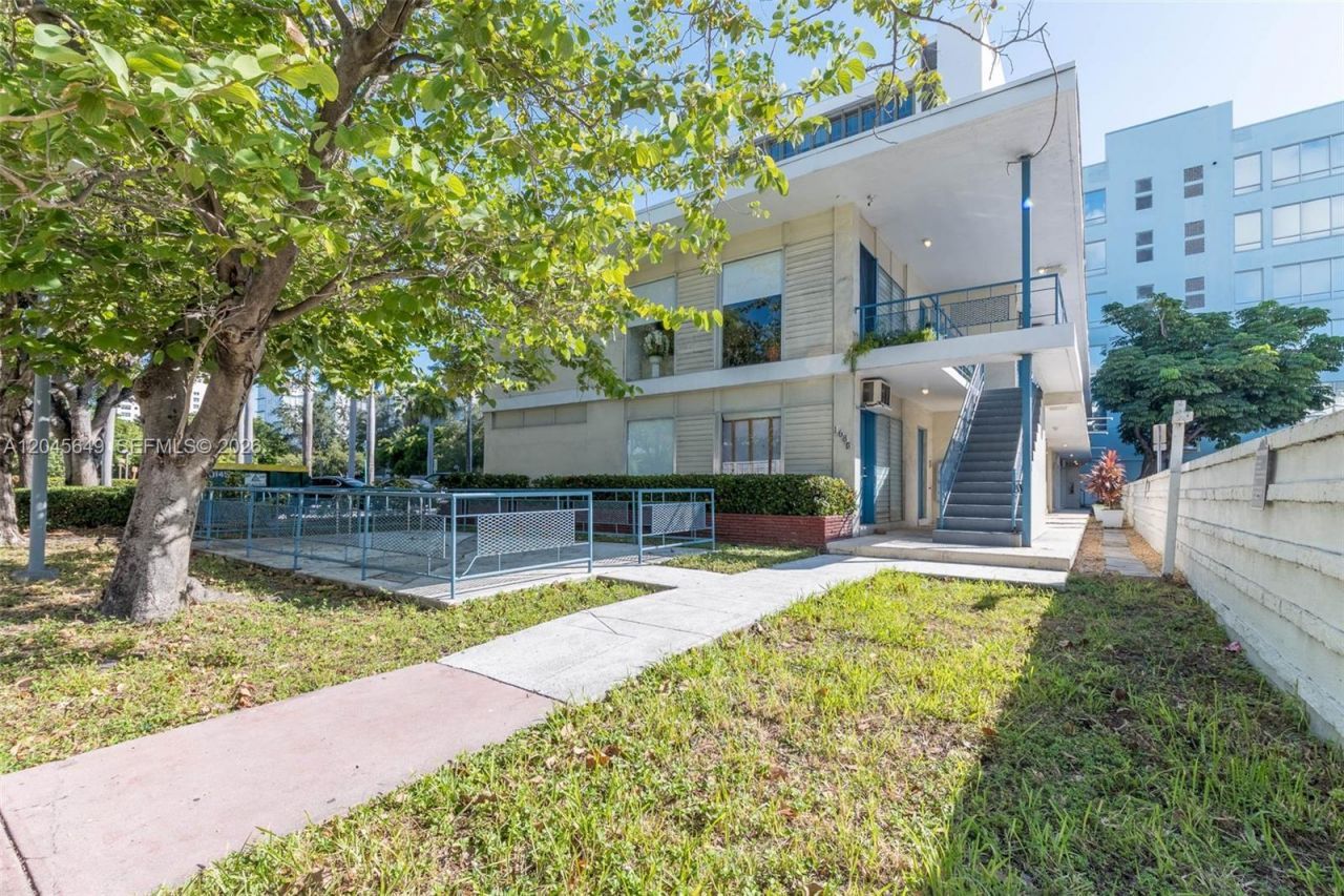1685 Jefferson Ave , Unit 15, Miami Beach, FL 33139 Photo
