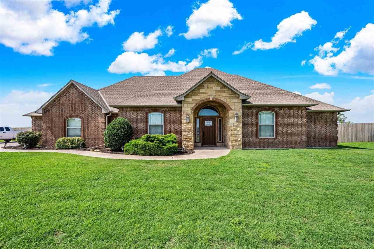 1210 NW Gray Hawk Dr, Lawton, OK 73507 Main Photo