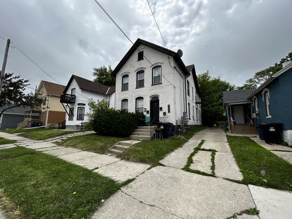 1518 Geneva St, Racine, WI 53404