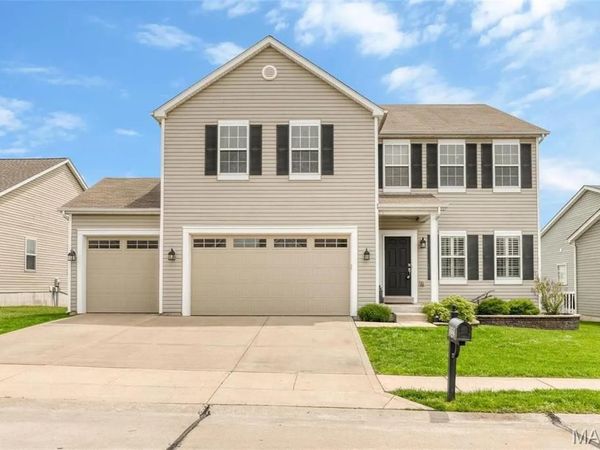 1824 English Oak Drive , Lake St Louis, MO 63367