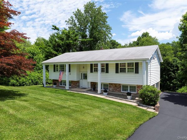 30 Ridgeview Avenue , Mahopac, NY 10541