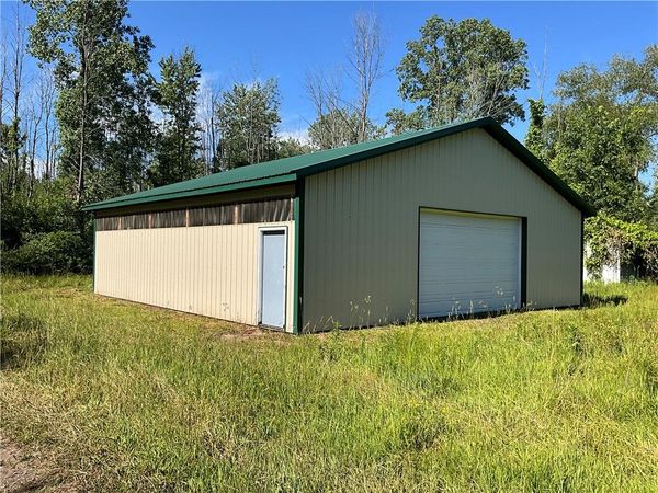 W Barre Road, Albion, NY 14411