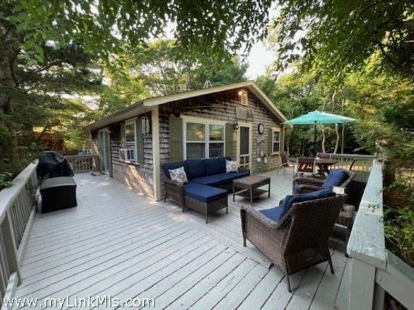 60R Carol Lane , Oak Bluffs, MA 02557