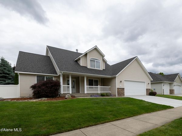 11440 N Rocking R RD, Hayden, ID 83835