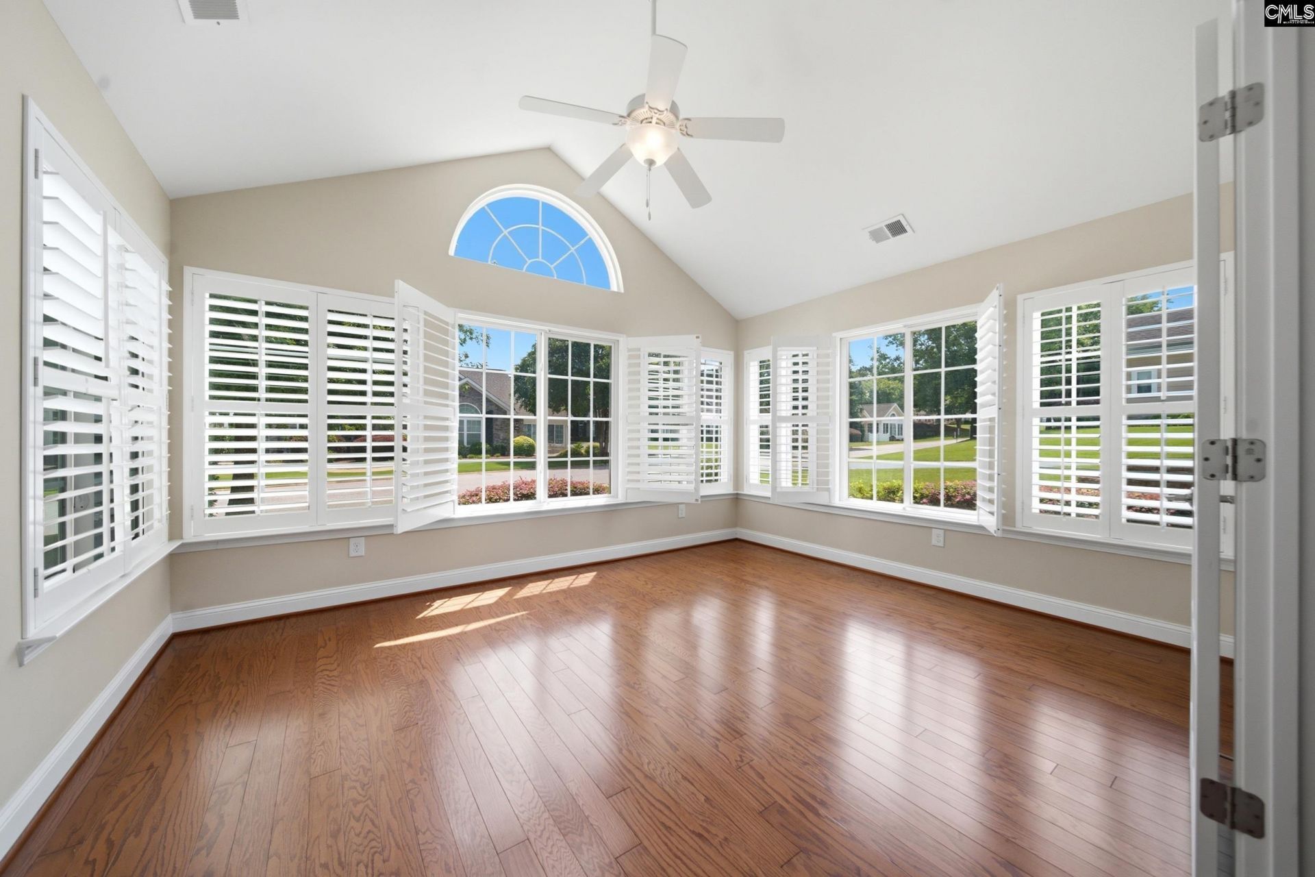 1403 Laryn Lane Photo 6