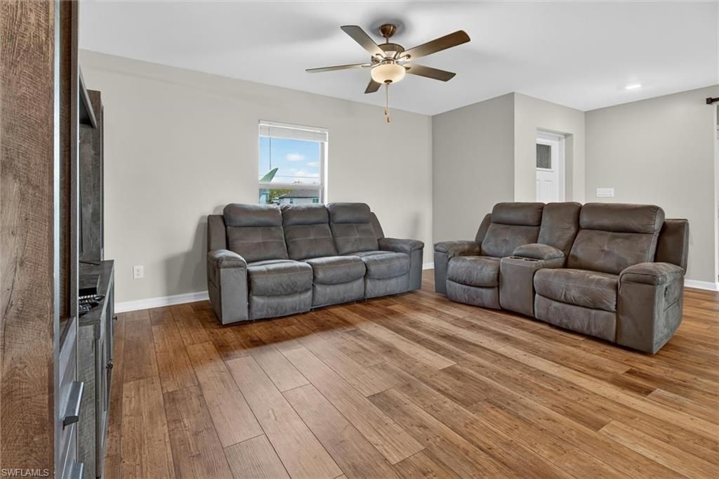 177 Blackstone Dr , Fort Myers, FL 33913 Photo
