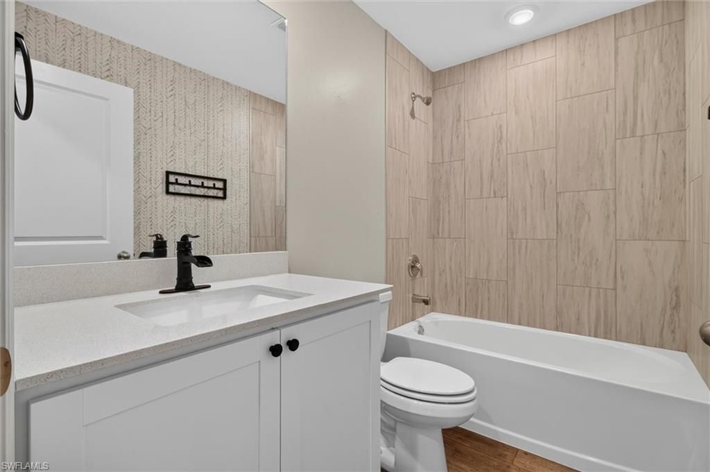 177 Blackstone Dr , Fort Myers, FL 33913 Photo