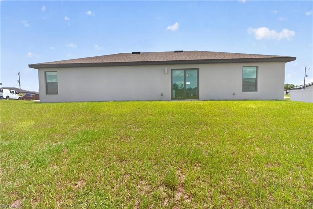 177 Blackstone Dr , Fort Myers, FL 33913 Photo