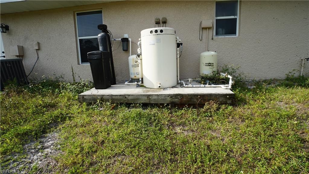413 Truman Ave, Lehigh Acres, FL 33972 Photo