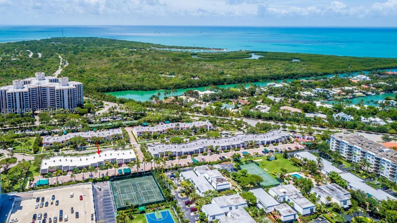 425 Grapetree Dr , Unit 206, Key Biscayne, FL 33149 Photo