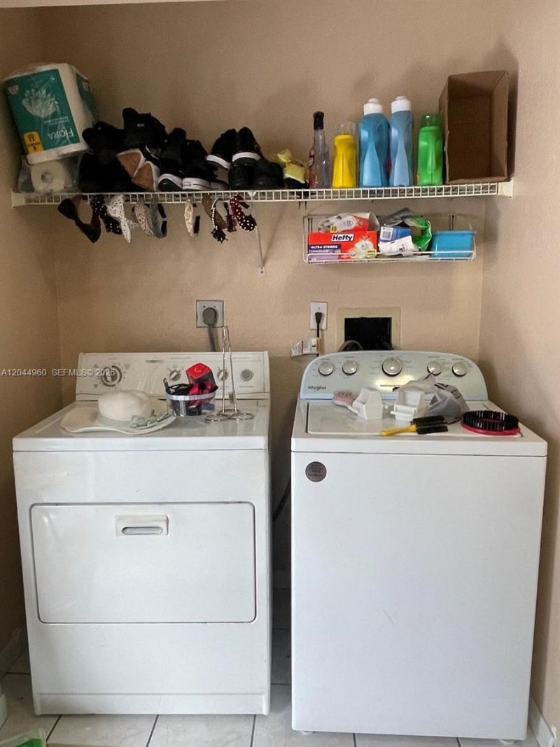 7681 NW 178th Ter , Hialeah, FL 33015 Photo