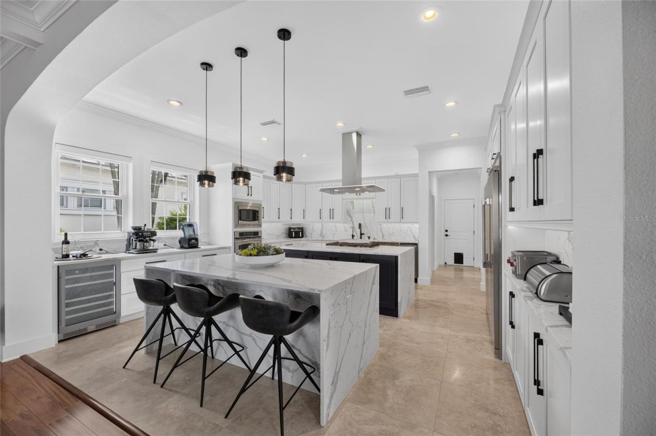 713 Islebay Drive, Apollo Beach, FL 33572 Photo