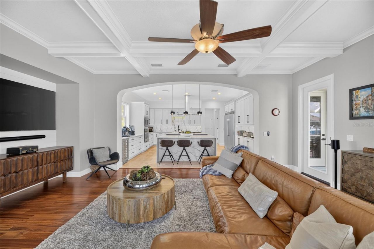 713 Islebay Drive, Apollo Beach, FL 33572 Photo