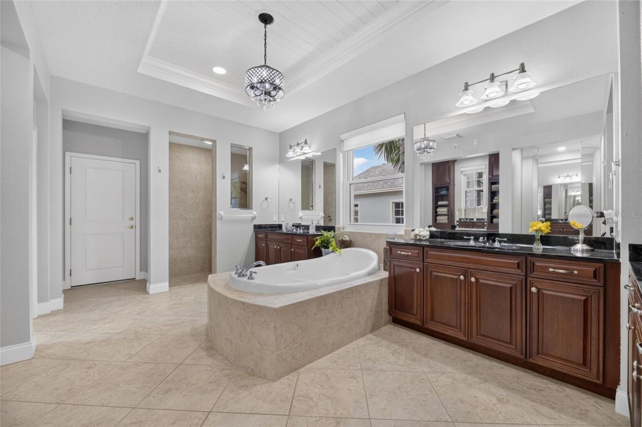 713 Islebay Drive, Apollo Beach, FL 33572 Photo
