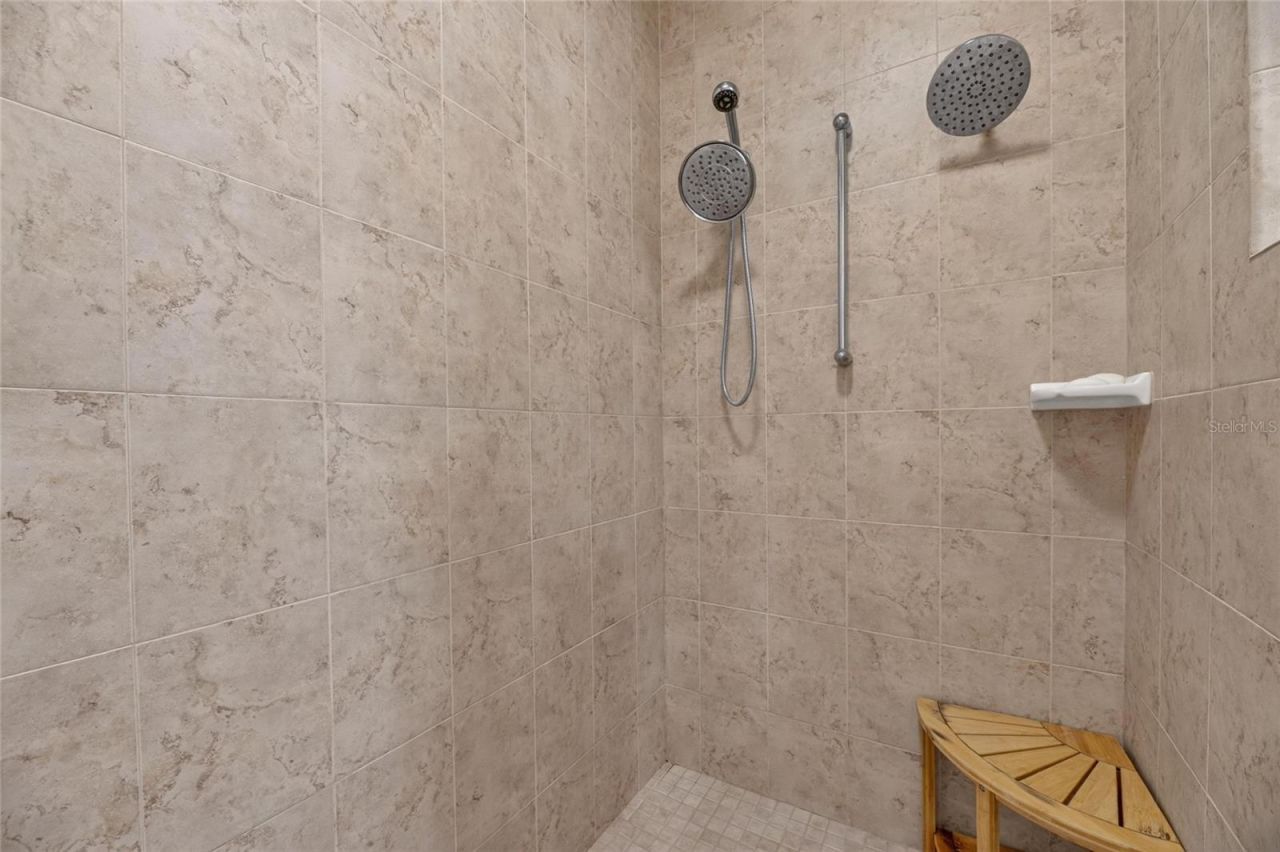 713 Islebay Drive, Apollo Beach, FL 33572 Photo