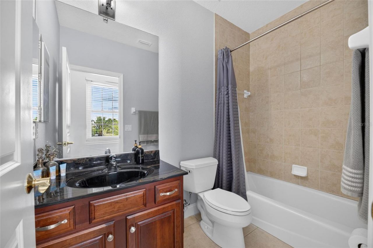 713 Islebay Drive, Apollo Beach, FL 33572 Photo
