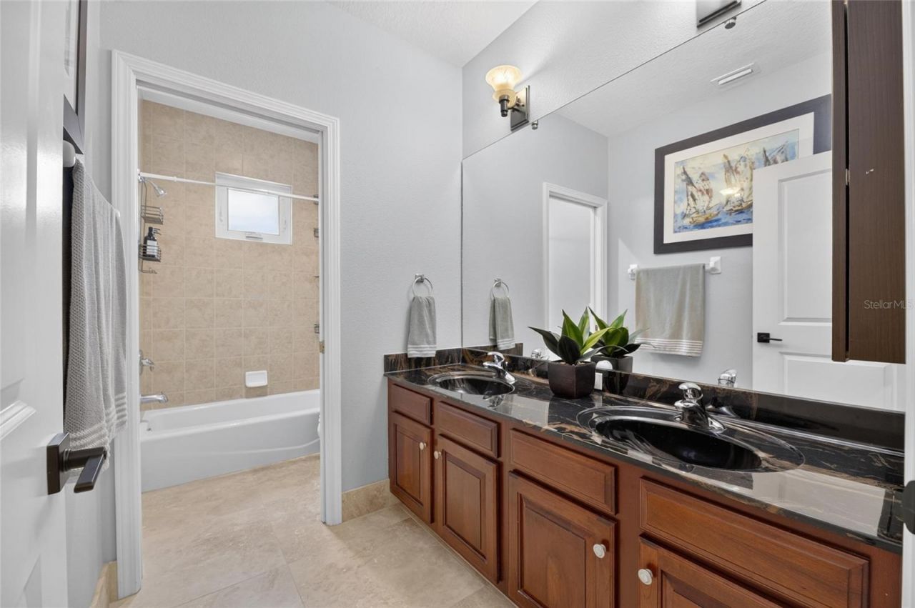713 Islebay Drive, Apollo Beach, FL 33572 Photo