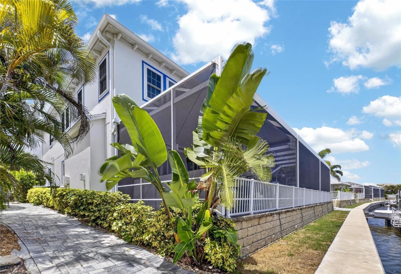 713 Islebay Drive, Apollo Beach, FL 33572 Photo