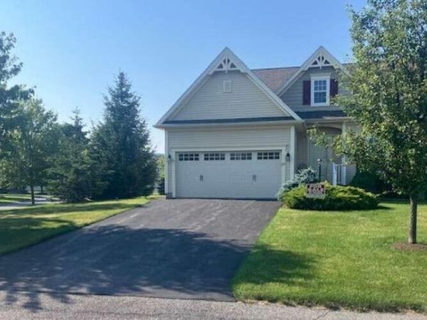 35 Beekman Place, Queensbury, NY 12804