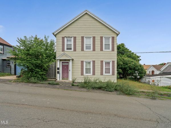 6 Hill Street, Waterford, NY 12188