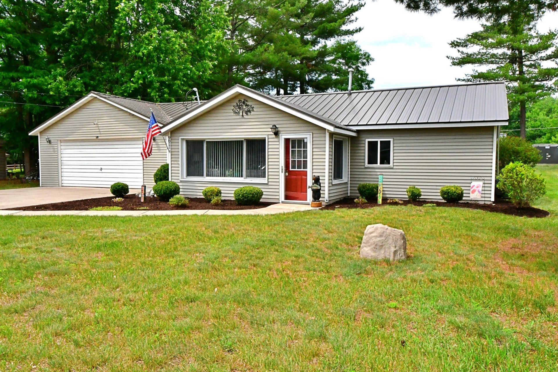 9611 Monroe Road, Saint Helen, MI 48656 Main Photo